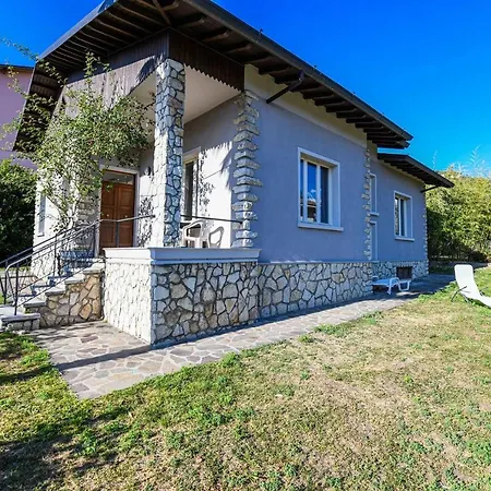 Casa Claretta Nyaraló